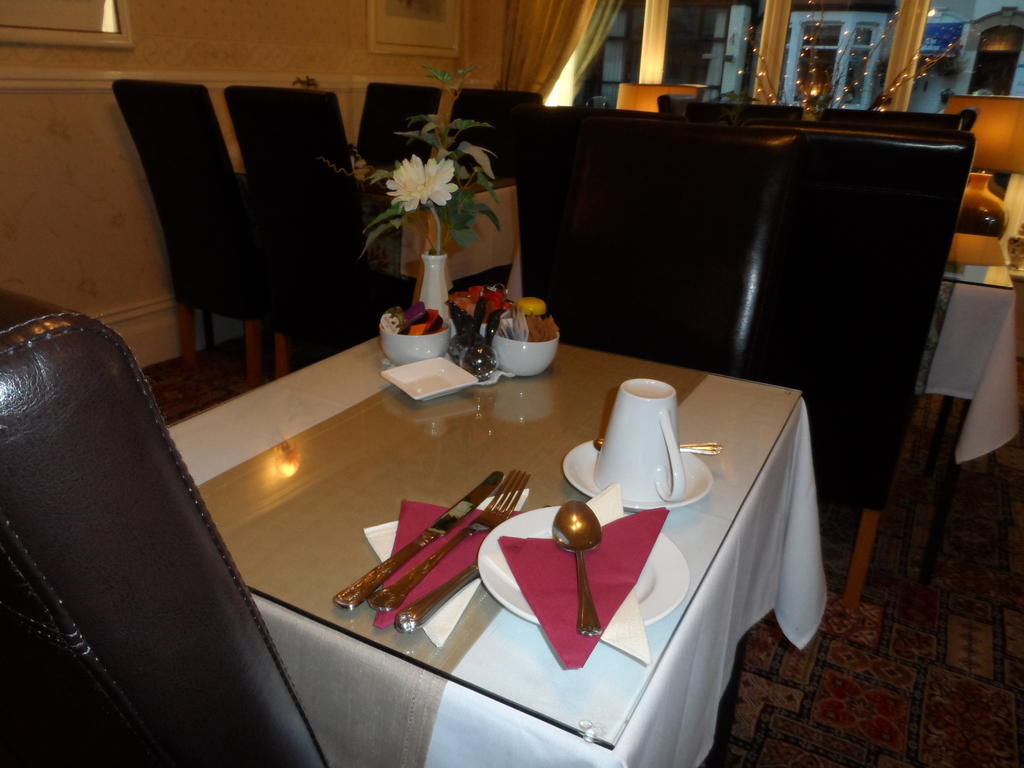 Fairhaven Hotel - 46 Palatine Road Blackpool Dış mekan fotoğraf